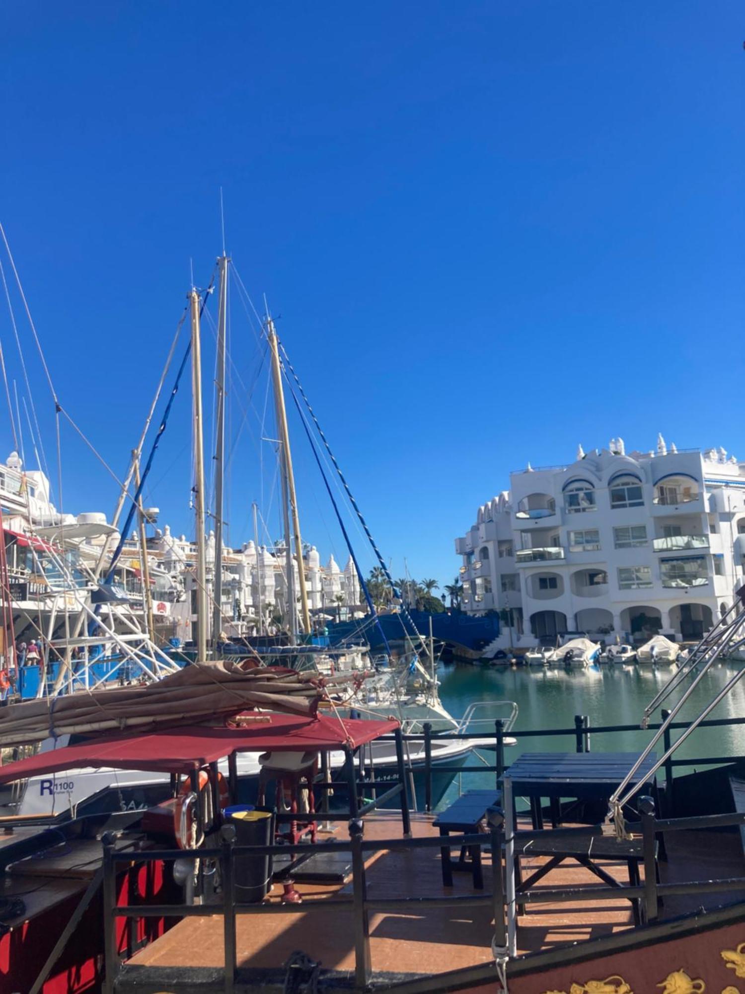 Lejlighed Puerto Marina Firts Line